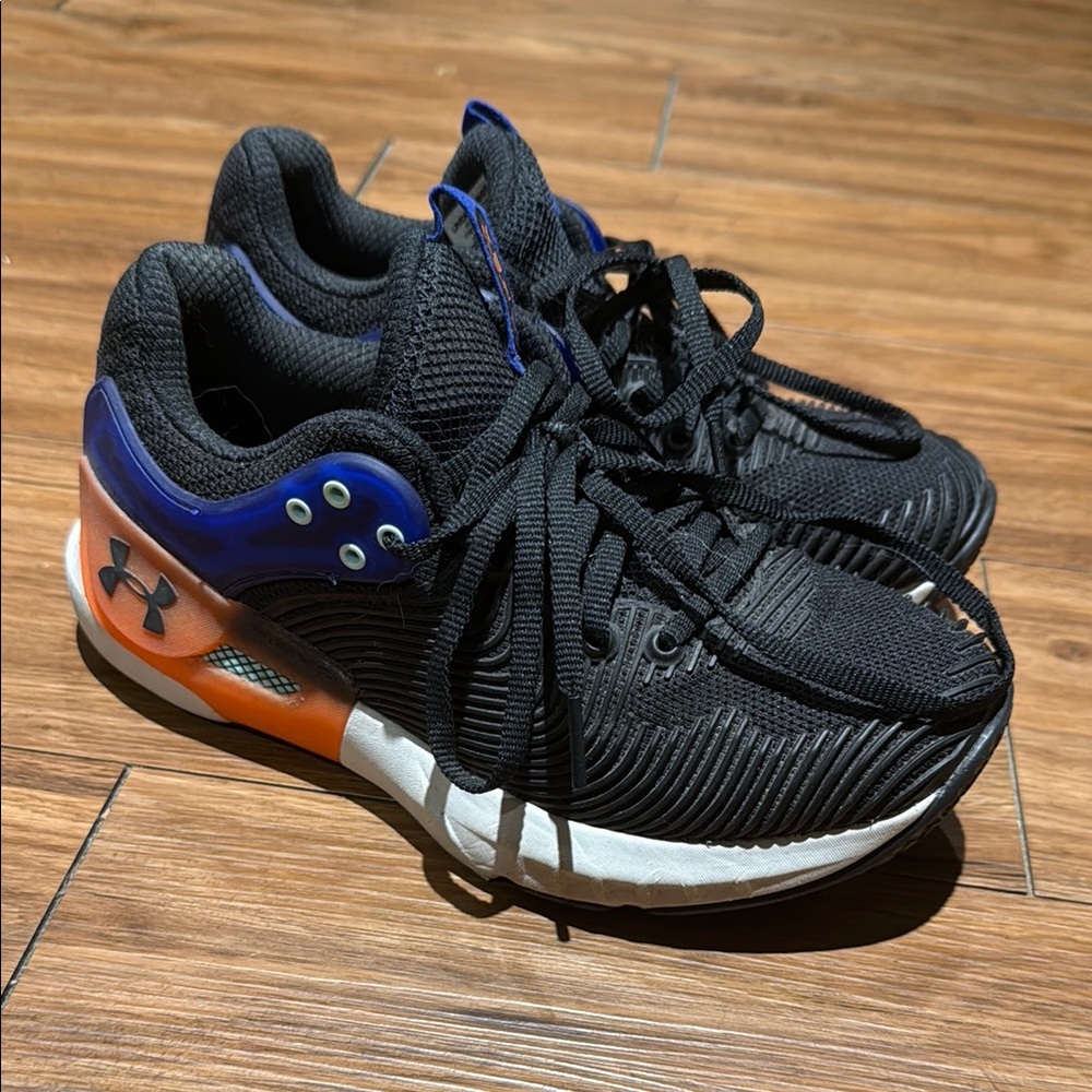 Under Armour Apex shoes